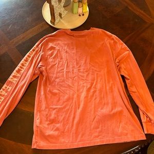 AE long sleeve coral shirt